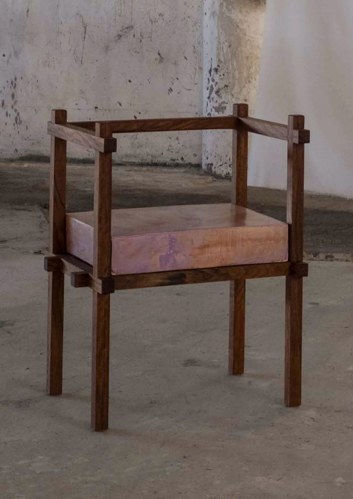 PINKIR_ chair II